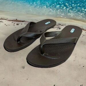 Oka B Mens XL 10-11 Sandals Flip Flop Thongs Brown Flats Shoes Waterproof Rubber
